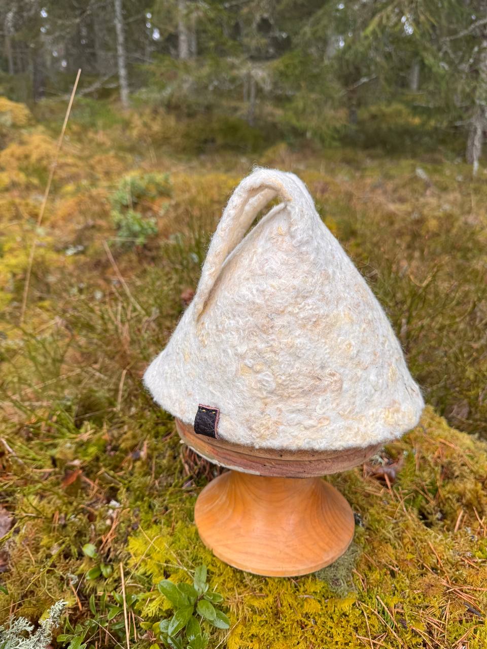 WilliWilla Korva – handmade Finnish lambswool sauna hat