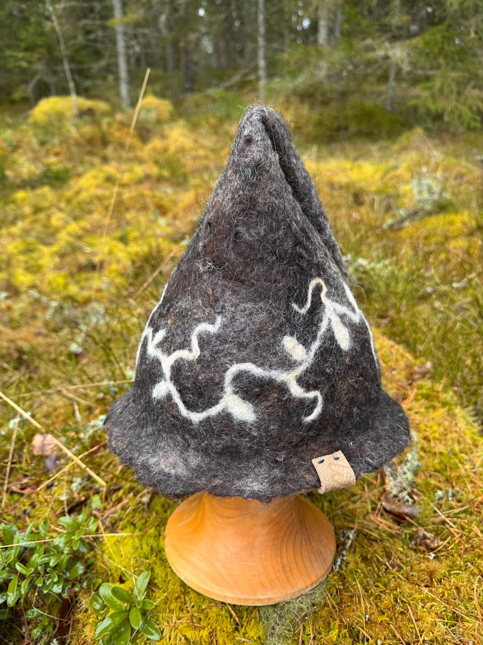 WilliWilla Usva – handmade Finnish lambswool sauna hat