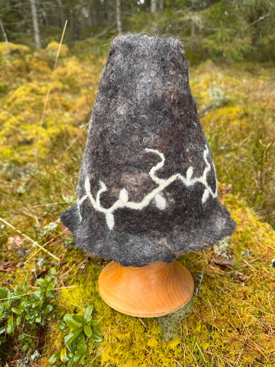 WilliWilla Usva – handmade Finnish lambswool sauna hat