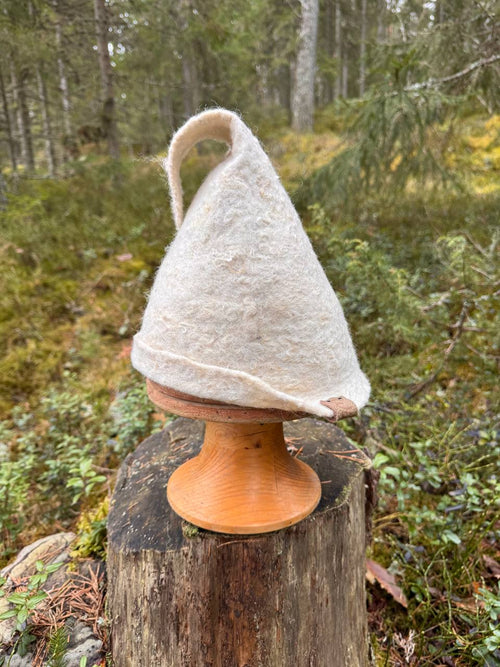 WilliWilla Käpy – handmade Finnish lambswool sauna hat
