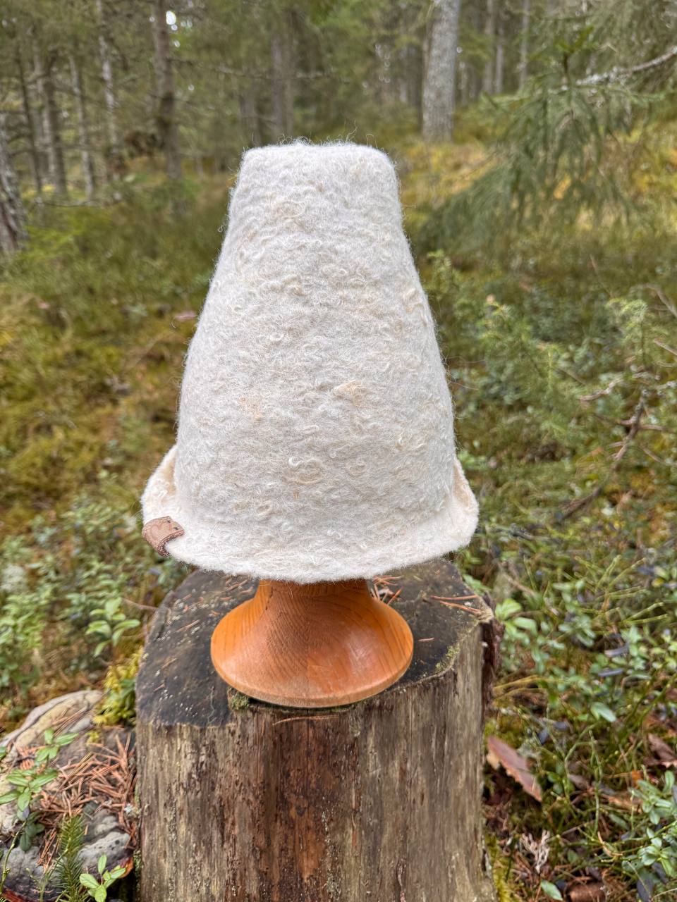 WilliWilla Käpy – handmade Finnish lambswool sauna hat