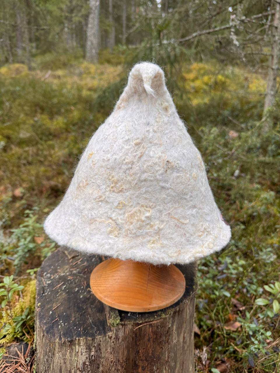 WilliWilla Antenni – handmade Finnish lambswool sauna hat