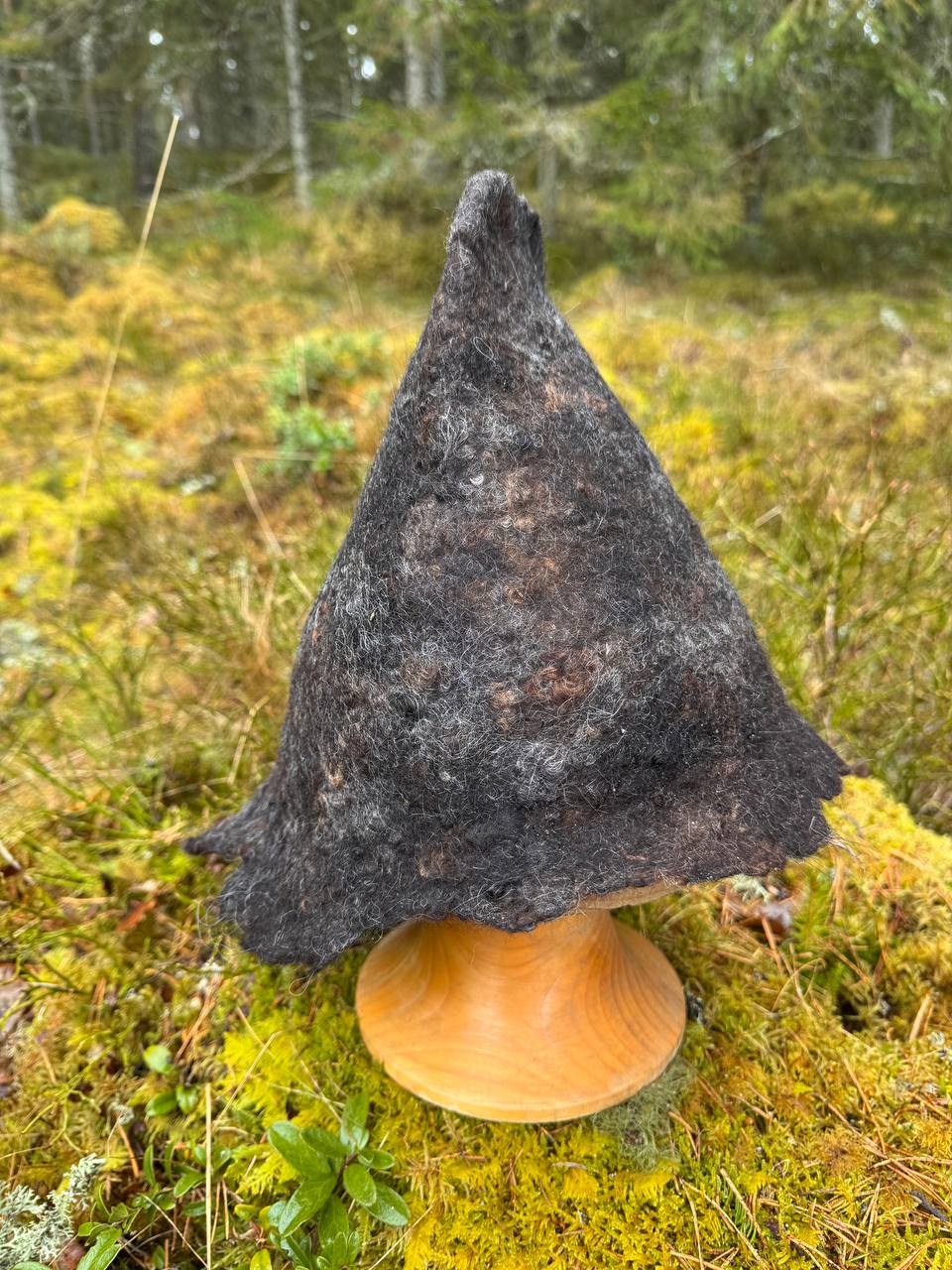 WilliWilla Hämä – handmade Finnish lambswool sauna hat