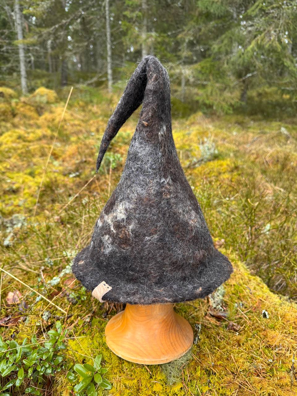 WilliWilla Marmori – handmade Finnish lambswool sauna hat