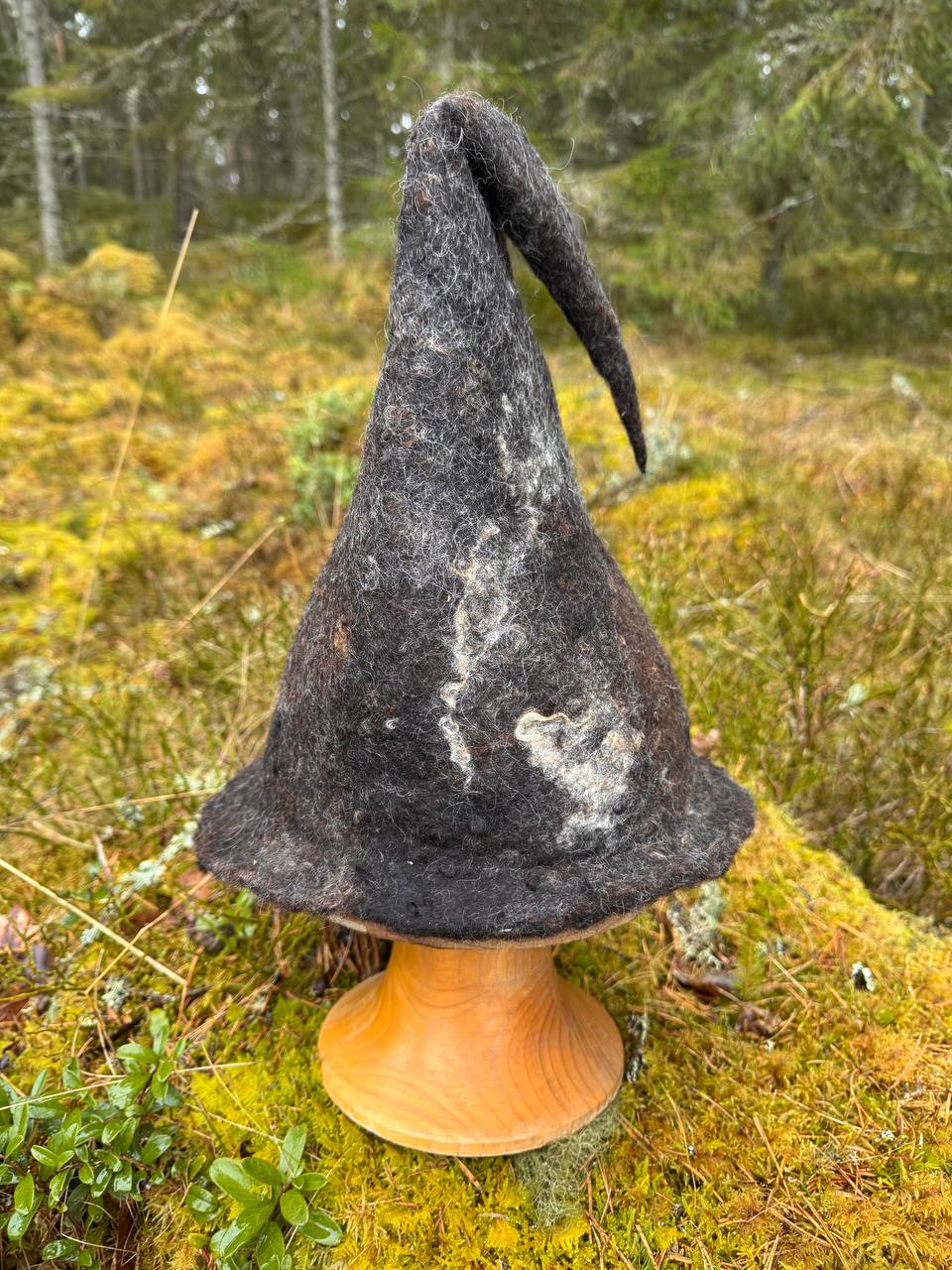 WilliWilla Marmori – handmade Finnish lambswool sauna hat