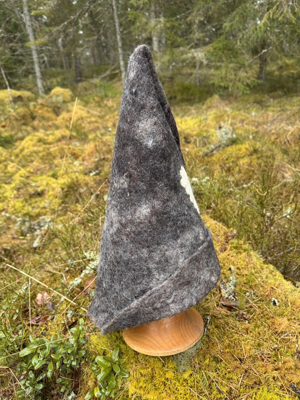 WilliWilla Tammi – handmade Finnish lambswool sauna hat