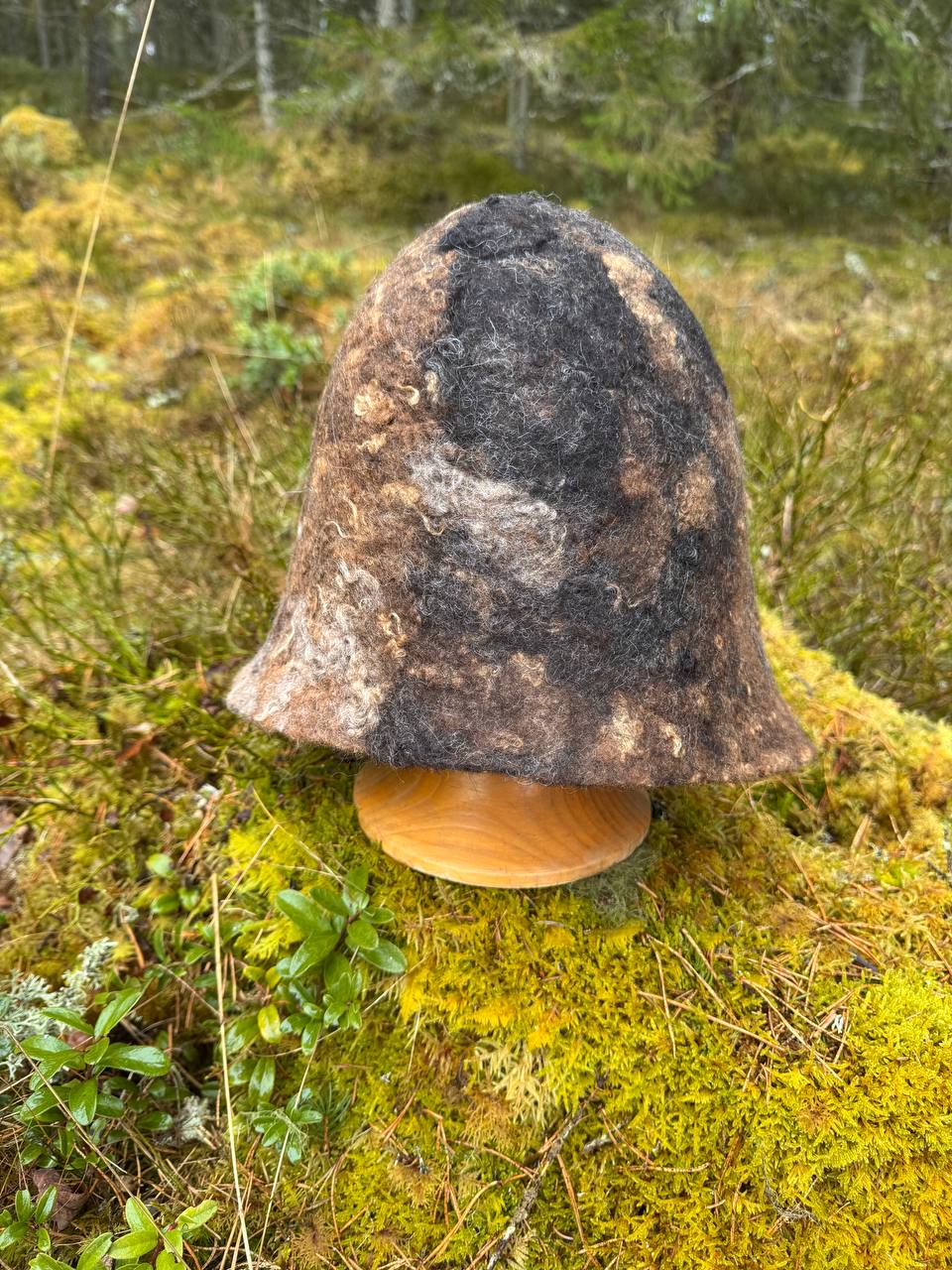 WilliWilla Vaara – handmade Finnish lambswool sauna hat